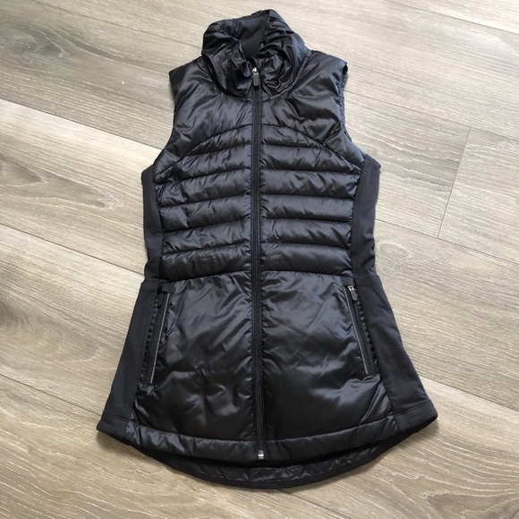 Lululemon Down For A Run Vest II Womens Black Inkwell Puffer Vest Size 2 - Picture 2 of 10